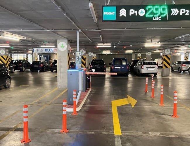 Parking P2 Wielopoziomowy - lotnisko Warszawa Okęcie (WAW) - zdjęcie 5