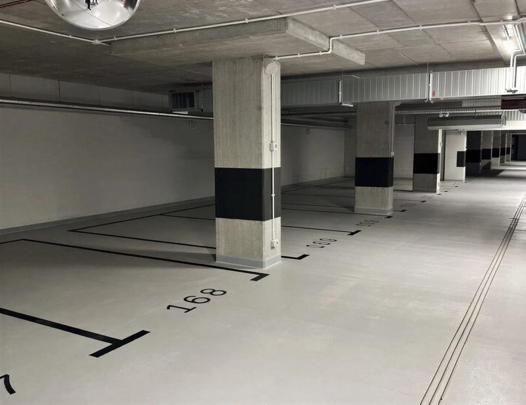 Supreme Parking Garage - lotnisko Warszawa Okęcie (WAW) - zdjęcie 2