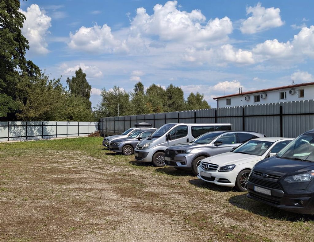 P60 - parking lotnisko Warszawa Okęcie (WAW), bez transferu - zdjęcie 3