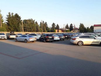 Parking Dzwonkowa 20/24 z transferem - parking prywatny, Warszawa Okęcie (WAW) - główne zdjęcie parkingu