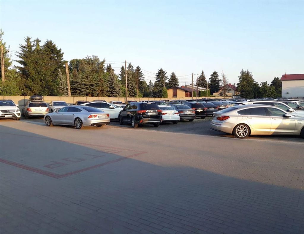 Parking P7 - parking lotnisko Warszawa Okęcie (WAW) - zdjęcie 4