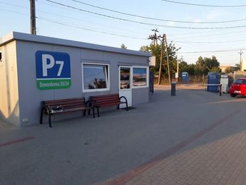 Parking P7 - parking lotnisko Warszawa Okęcie (WAW) - główne zdjęcie parkingu