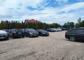 Central Parking P66