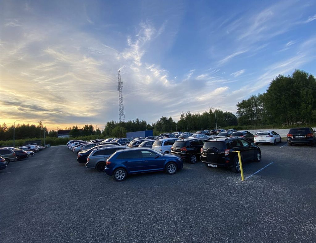 Strefa Wylotu - parking S7 lotnisko Warszawa Okęcie (WAW) - zdjęcie 3