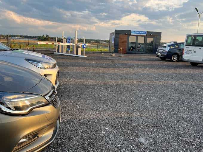 zdjecie parkingu parking-okecie-poludnie na lotnisku Chopina w Warszawie