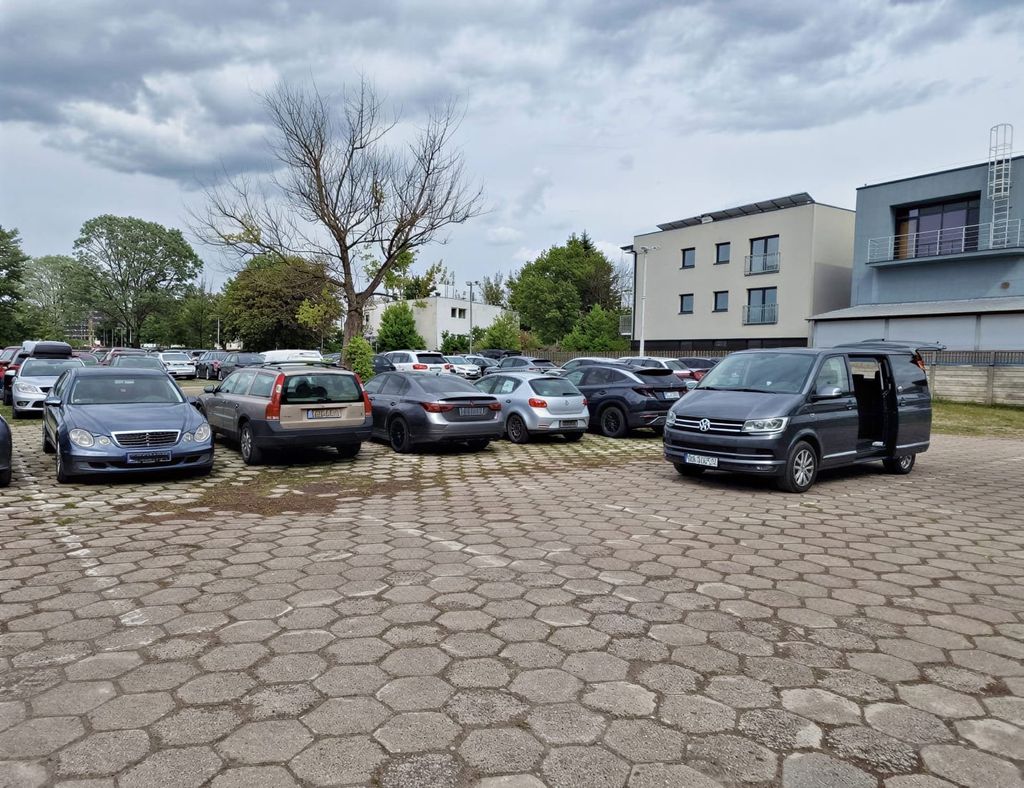 Smart Space Parking - lotnisko Warszawa Okęcie (WAW) - zdjęcie 3