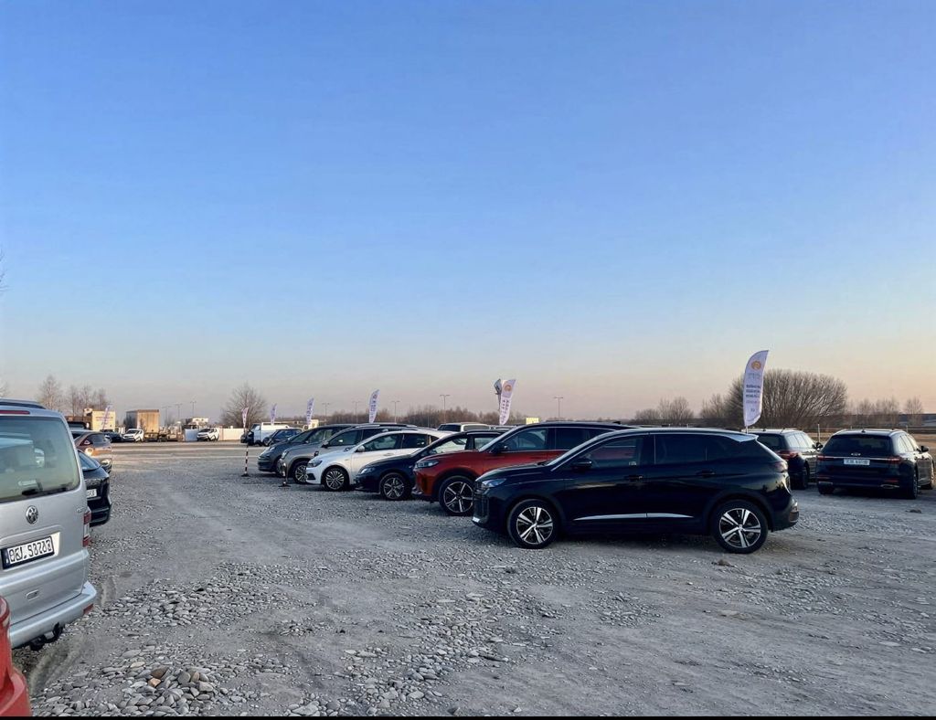 Parking Blisko Lotniska - lotnisko Warszawa Okęcie (WAW) - zdjęcie 2