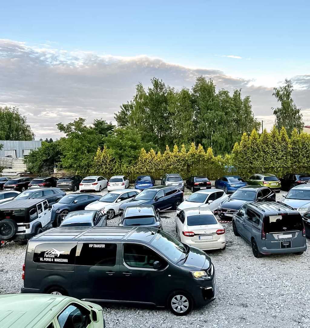 Zdjecie nr 2 parkingu ParkSist na lotnisku Chopina w Warszawie