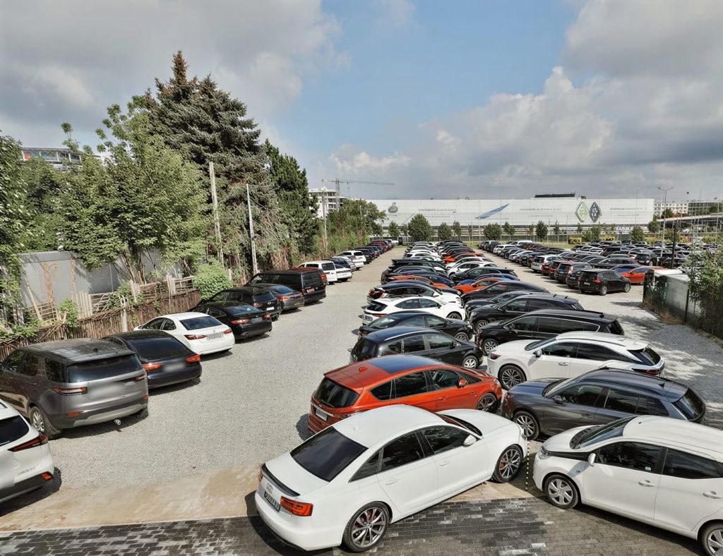 Smart Supreme Parking - lotnisko Warszawa Okęcie (WAW) - zdjęcie 3