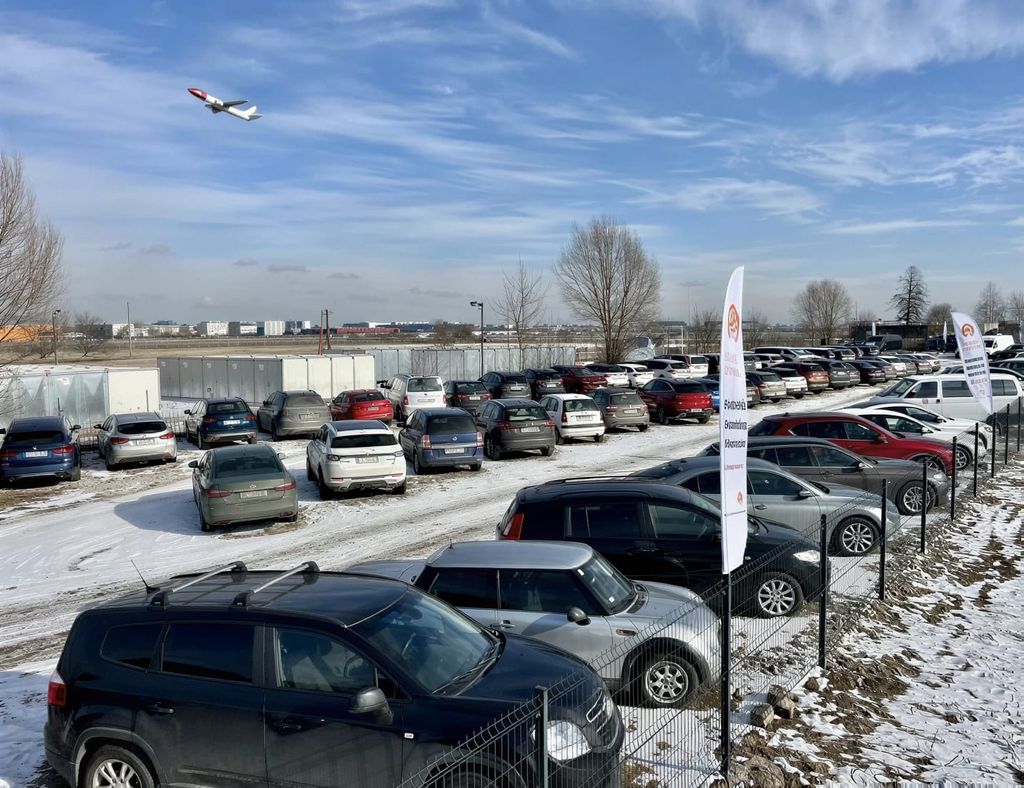 Parking Blisko Lotniska - lotnisko Warszawa Okęcie (WAW) - zdjęcie 6